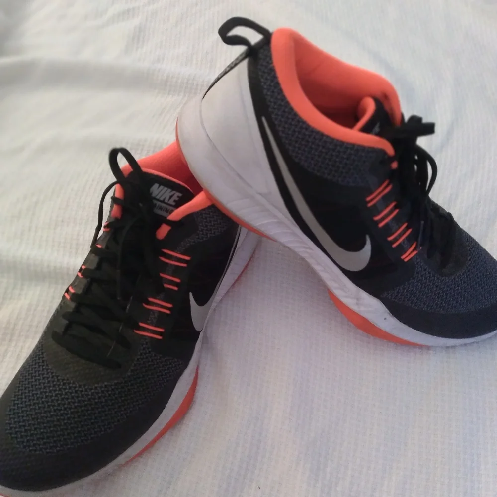 Nike men's 917708-008 zoom Domination cross training shoes 11.5